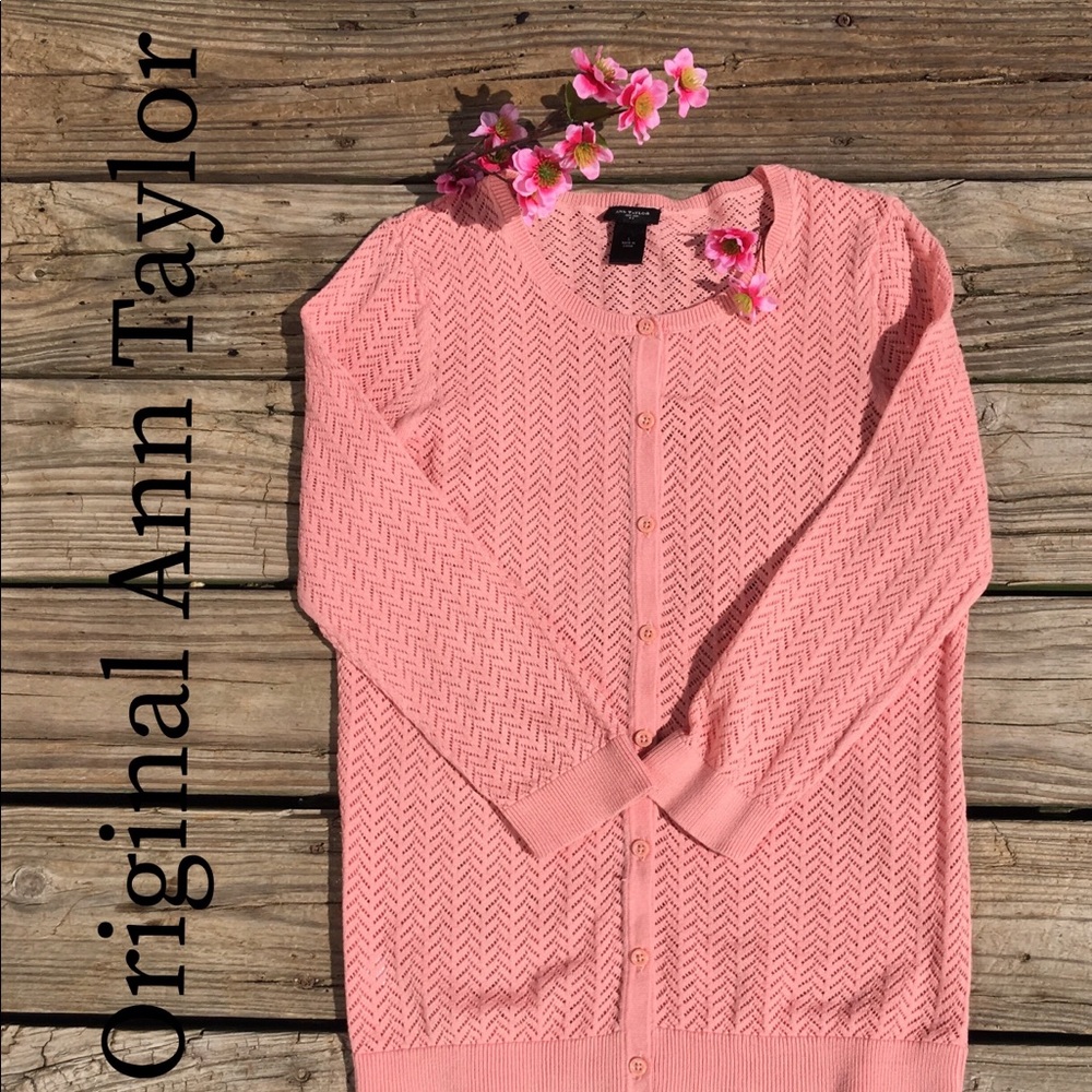 Ann Taylor Salmon Knit sweater top